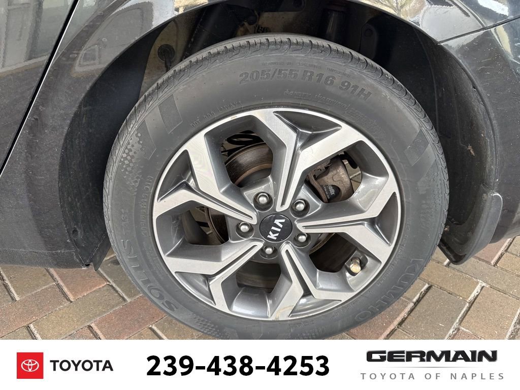 Used 2021 Kia Forte LXS image 12