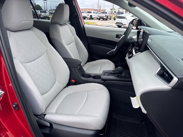 New 2026 Toyota Corolla Cross LE FWD image 14