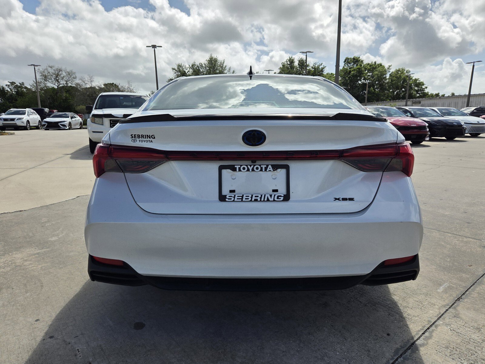 Certified 2022 Toyota Avalon XSE image 8