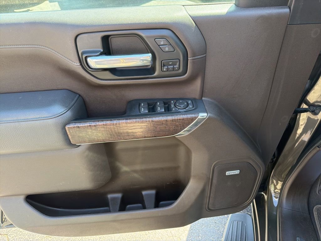 Used 2023 GMC Sierra 2500 Denali w/ Denali Ultimate Package image 14