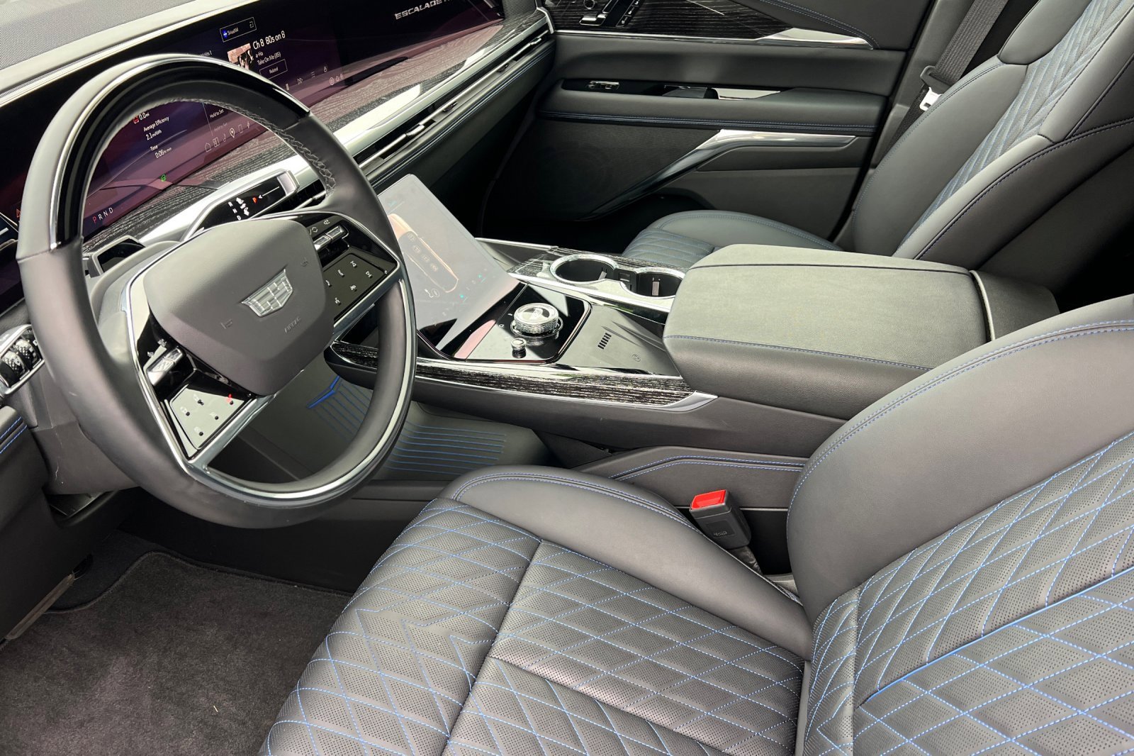 Used 2025 Cadillac Escalade IQ Luxury 1 image 10