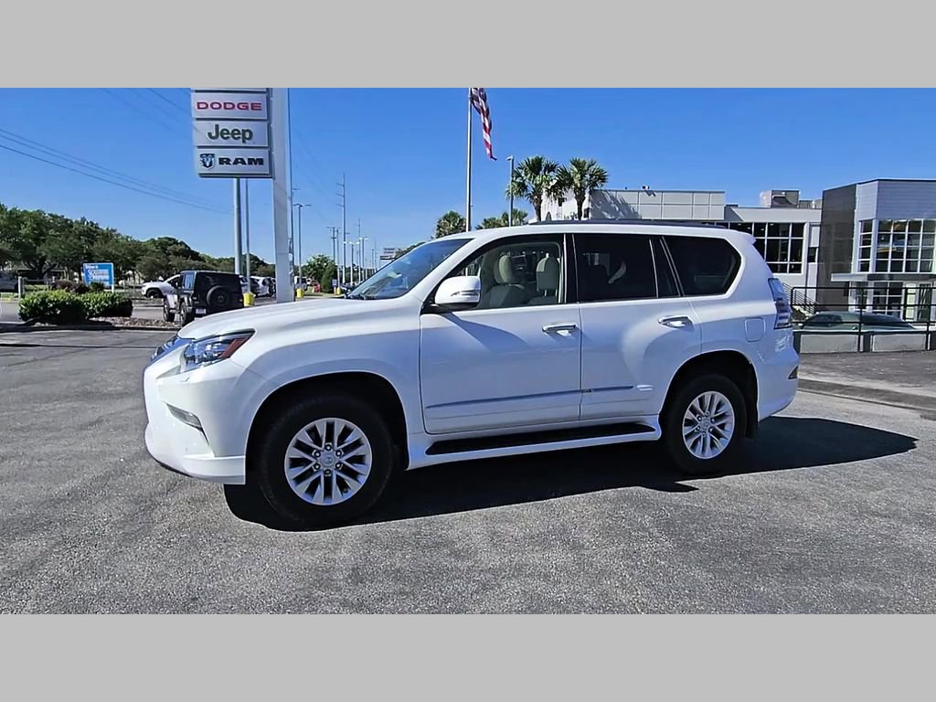 Used 2019 Lexus GX 460 Premium w/ Premium Package AWD/4WD image 29