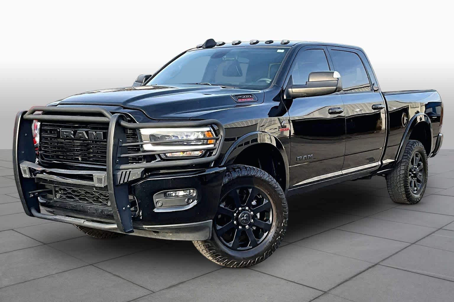 Used 2020 RAM 2500 Laramie w/ Night Edition AWD/4WD image 34