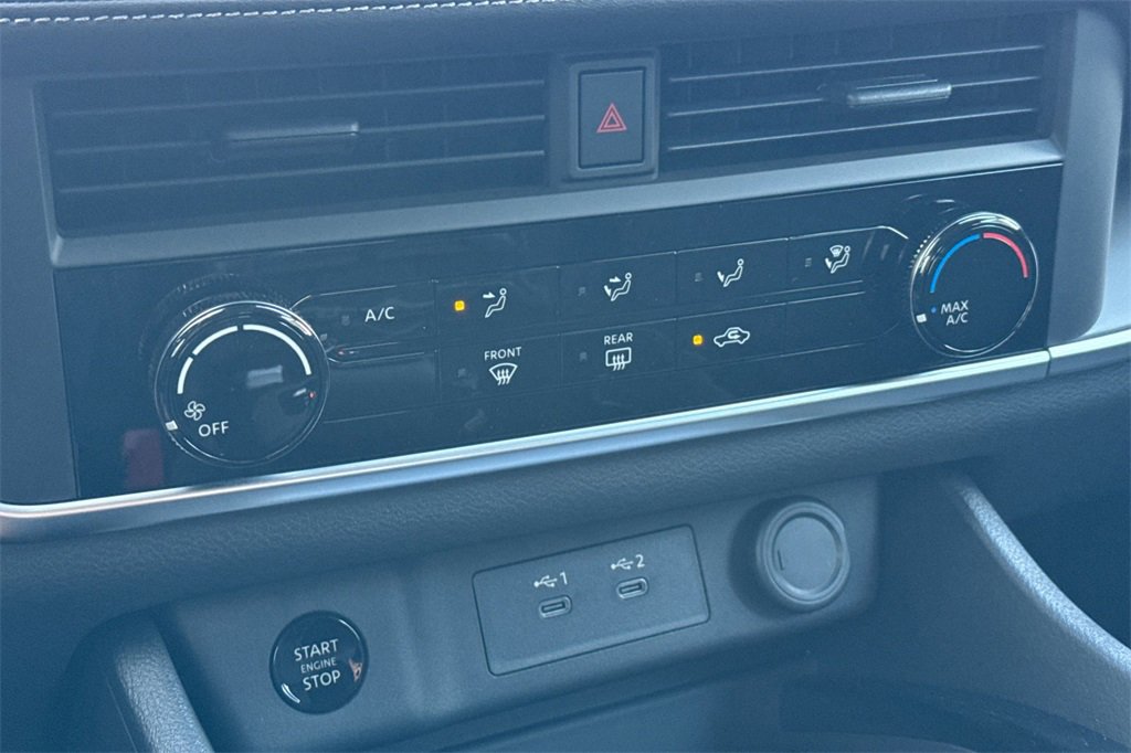 New 2026 Nissan Rogue S image 17