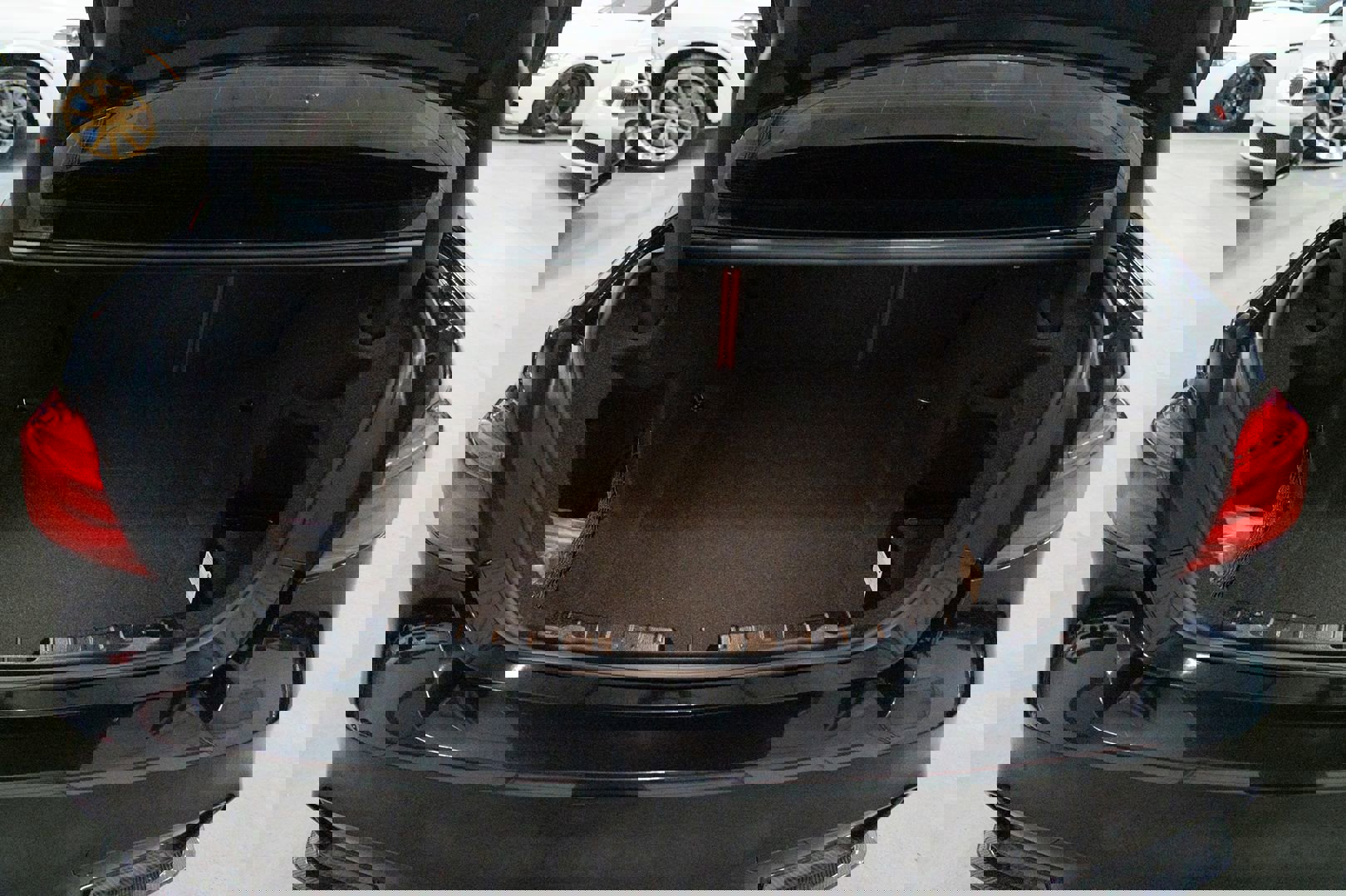 Used 2018 BMW M3 image 29