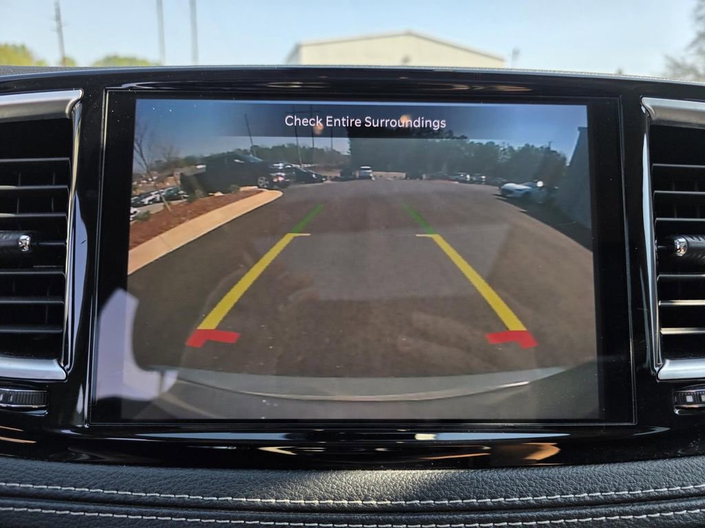 Used 2023 Chrysler Pacifica Limited image 19