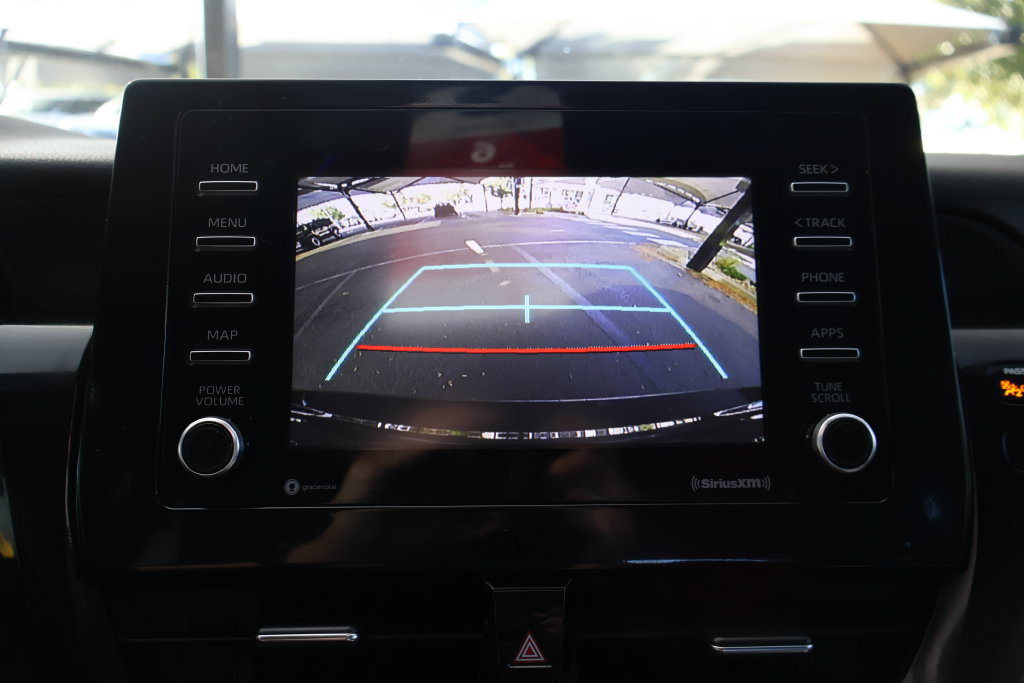 Used 2022 Toyota Camry SE FWD image 36