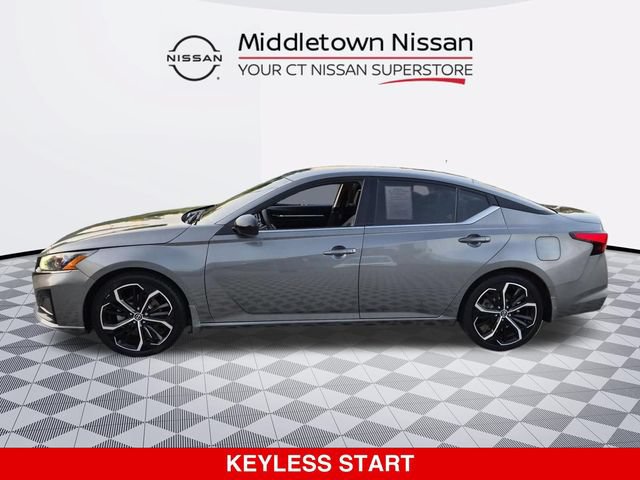 Used 2023 Nissan Altima 2.5 SR FWD image 6