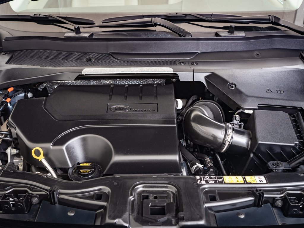 Used 2022 Land Rover Discovery Sport SE image 35