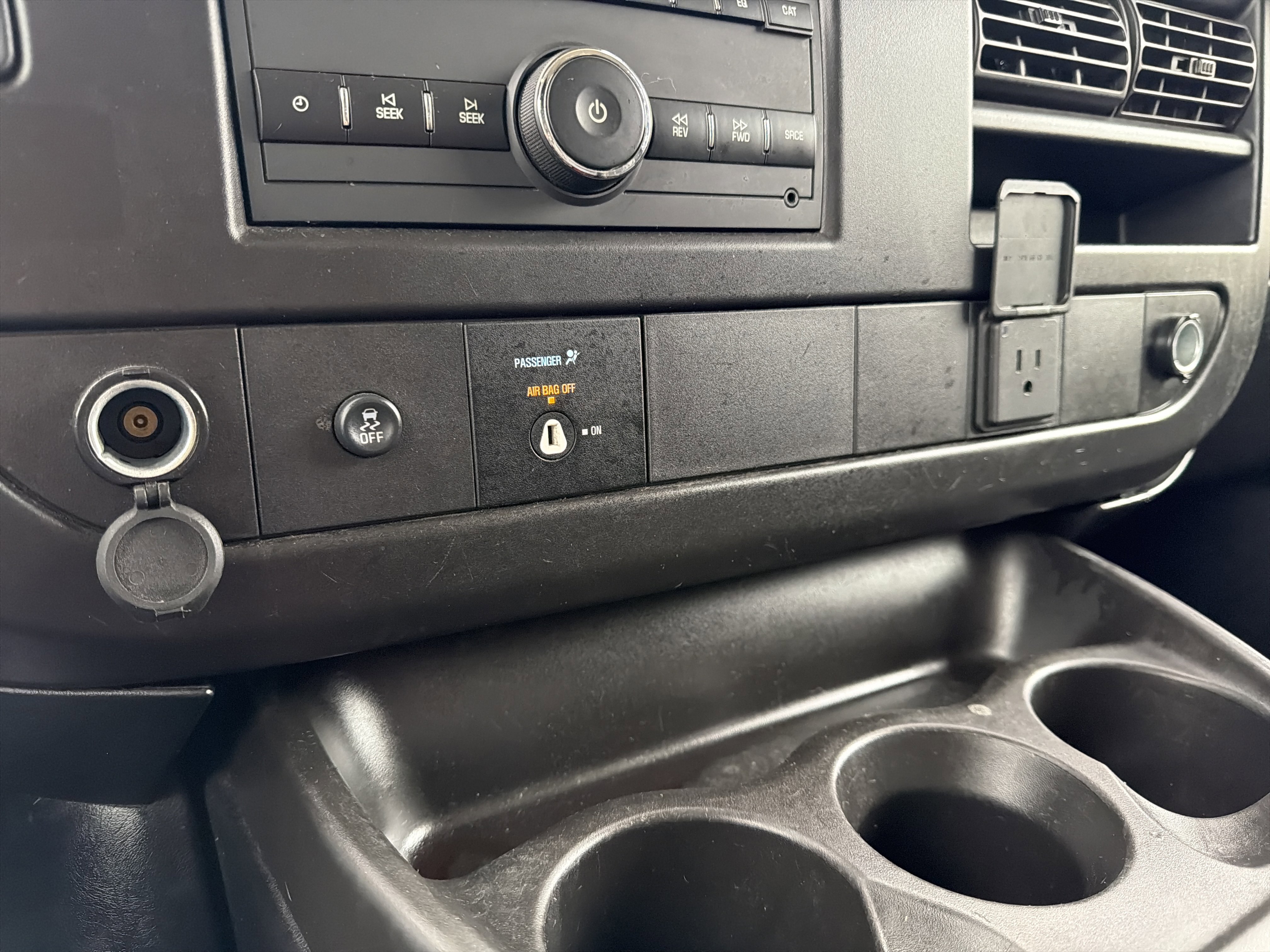 Used 2024 Chevrolet Express 2500 w/ Driver Convenience Package image 21