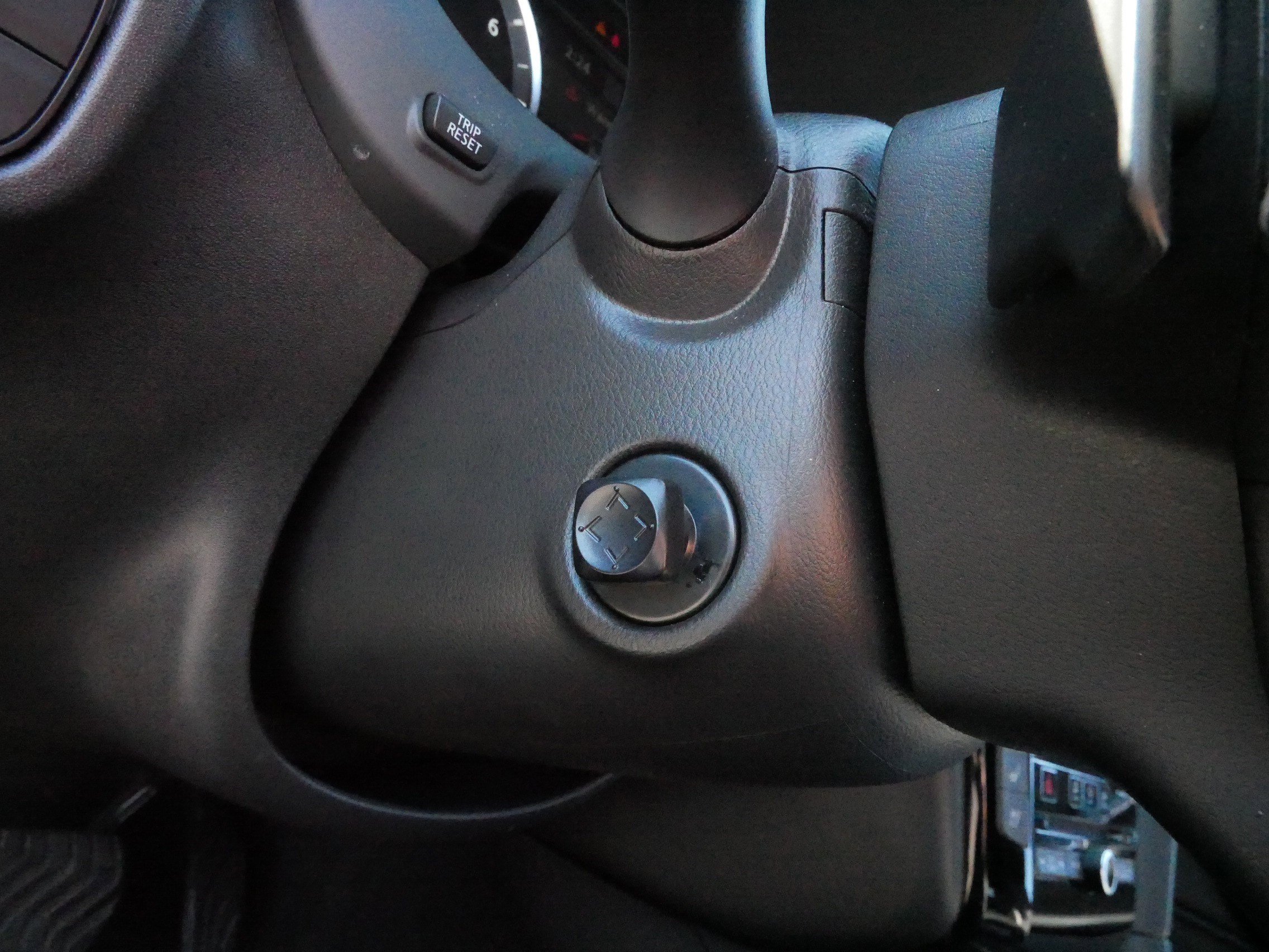 Used 2024 INFINITI QX55 Essential image 28