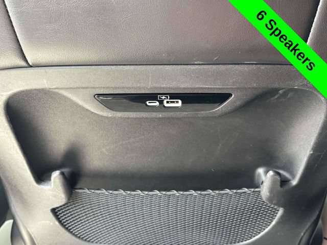 Used 2023 Chrysler Pacifica Touring-L FWD image 24