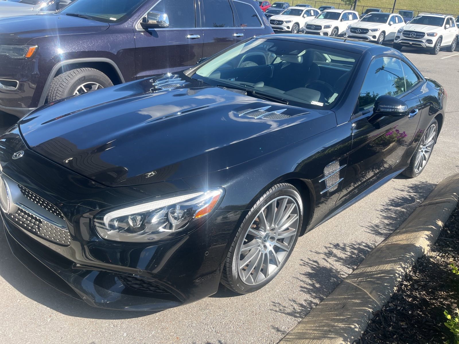 Used 2018 Mercedes-Benz SL 450 image 3