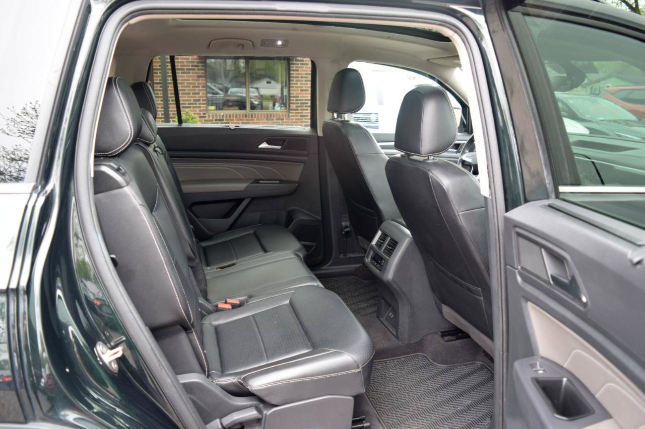Used 2021 Volkswagen Atlas SE w/ Panoramic Sunroof Package AWD/4WD image 36