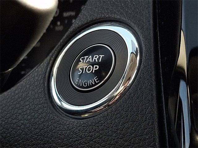 Used 2022 Nissan Rogue Sport SV image 25