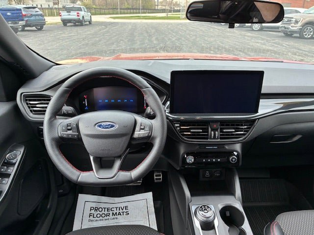 Used 2024 Ford Escape ST-Line w/ Tech Pack #1 AWD/4WD image 17