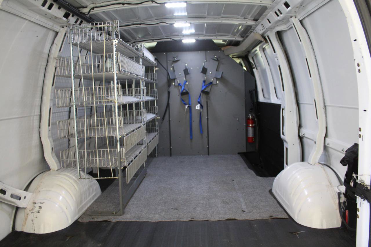 Used 2020 Chevrolet Express 2500 RWD image 23