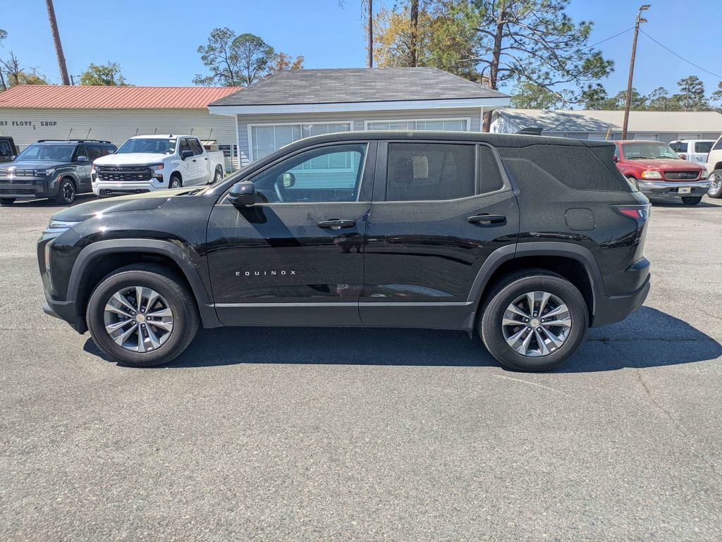 Used 2025 Chevrolet Equinox LT image 7