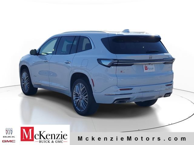New 2027 Buick Enclave Avenir w/ LPO, Floor Liner Package FWD image 3