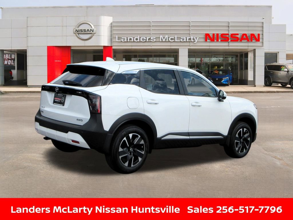 Used 2025 Nissan Kicks SV image 3