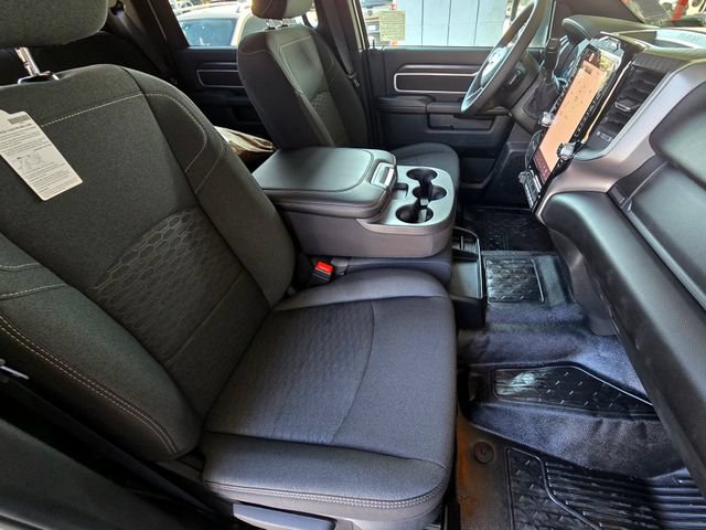 New 2026 RAM 3500 Big Horn AWD/4WD image 24