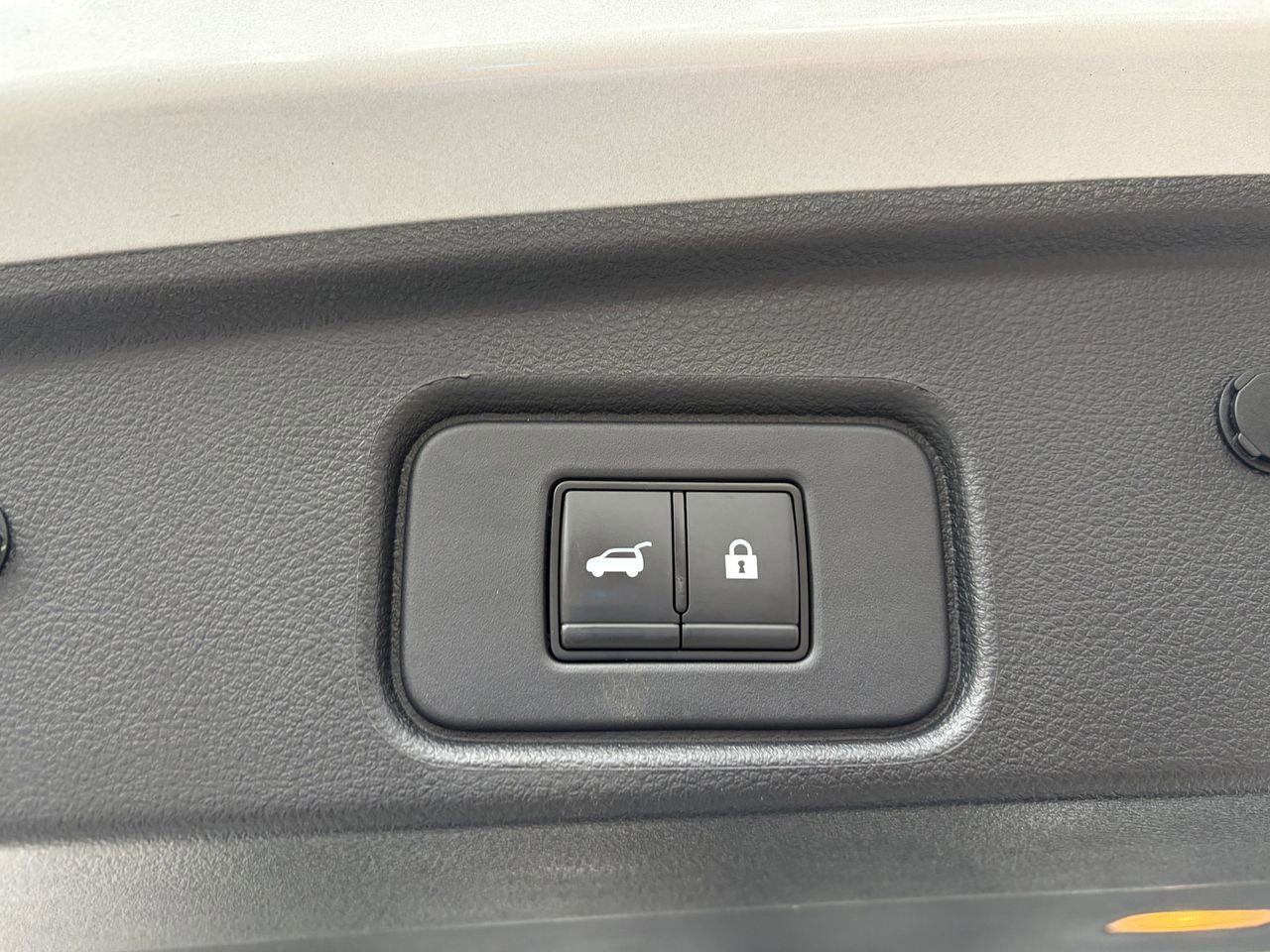 Certified 2023 Nissan Pathfinder Platinum image 11