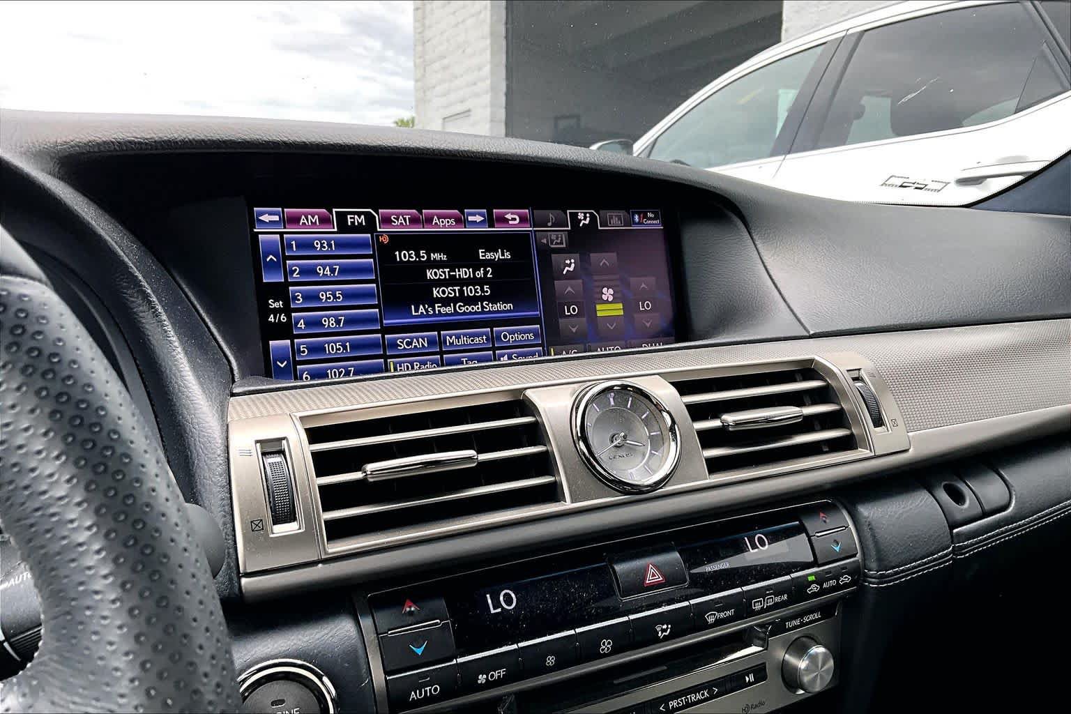 Used 2014 Lexus LS 460 w/ F Sport Package RWD image 35