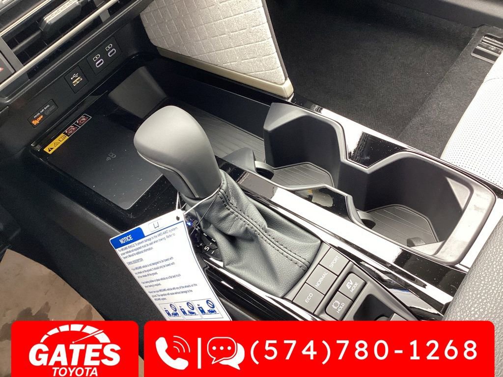 New 2026 Toyota Camry Hybrid image 15