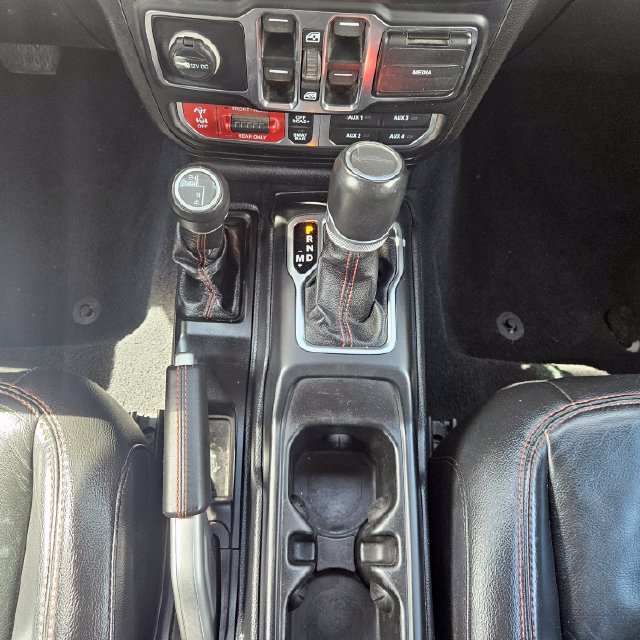 Used 2020 Jeep Gladiator Rubicon AWD/4WD image 27