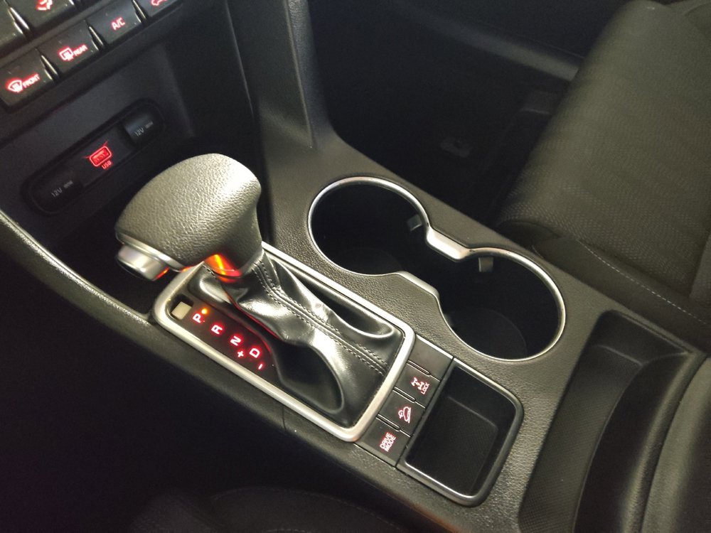 Used 2020 Kia Sportage LX image 26