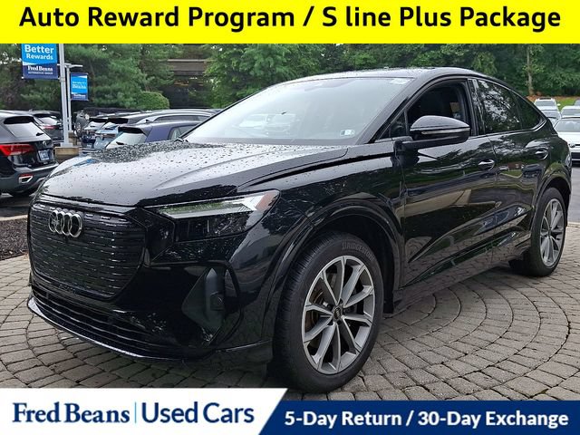 Used 2022 Audi Q4 e-tron Premium Plus w/ Premium Plus AWD/4WD image 4