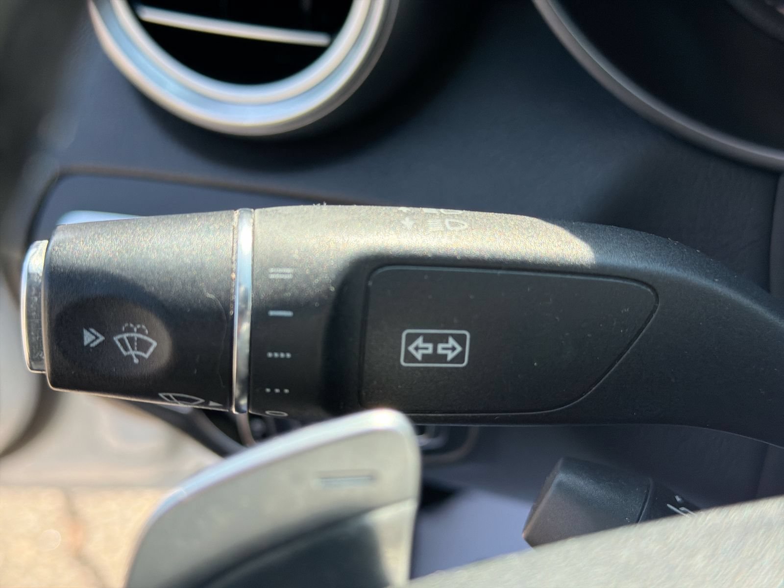 Used 2015 Mercedes-Benz C 400 4MATIC image 31