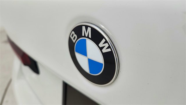 Used 2021 BMW 530i w/ Premium Package image 16