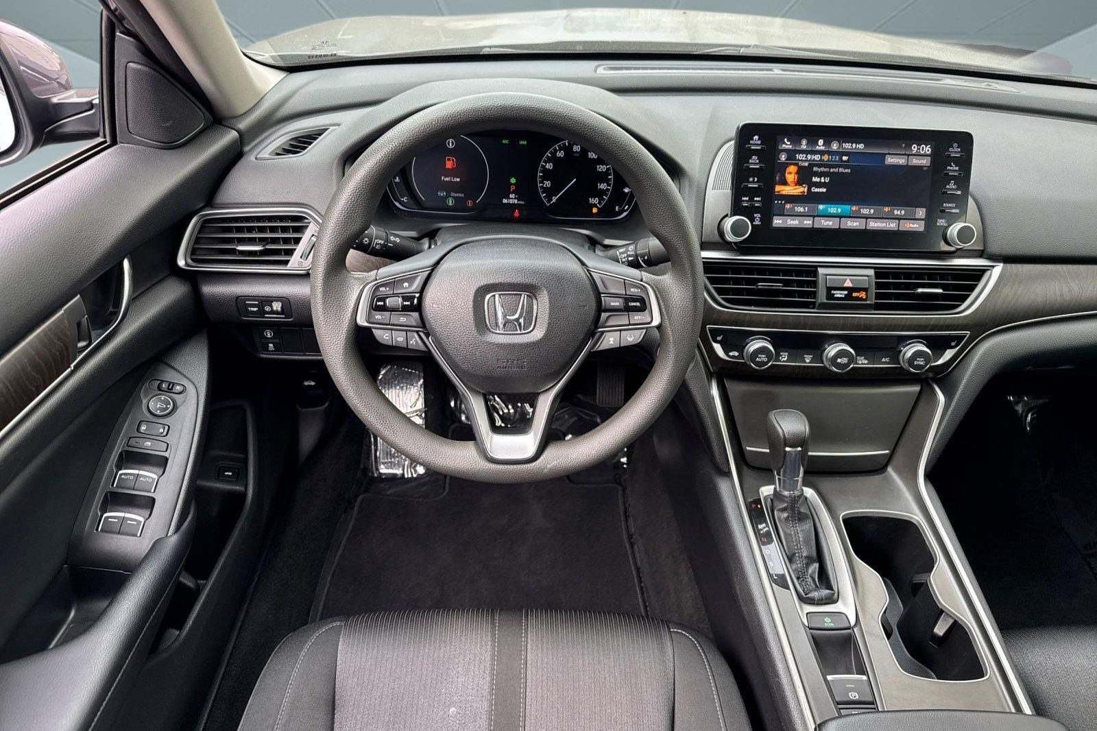 Certified 2018 Honda Accord EX image 29