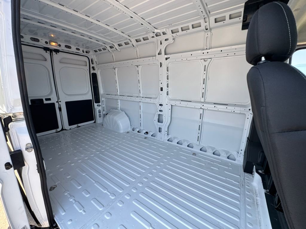 New 2025 RAM ProMaster 3500 w/ Safety Group FWD image 19