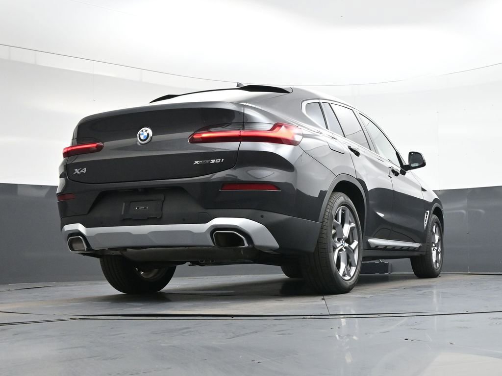 Used 2025 BMW X4 xDrive30i image 35