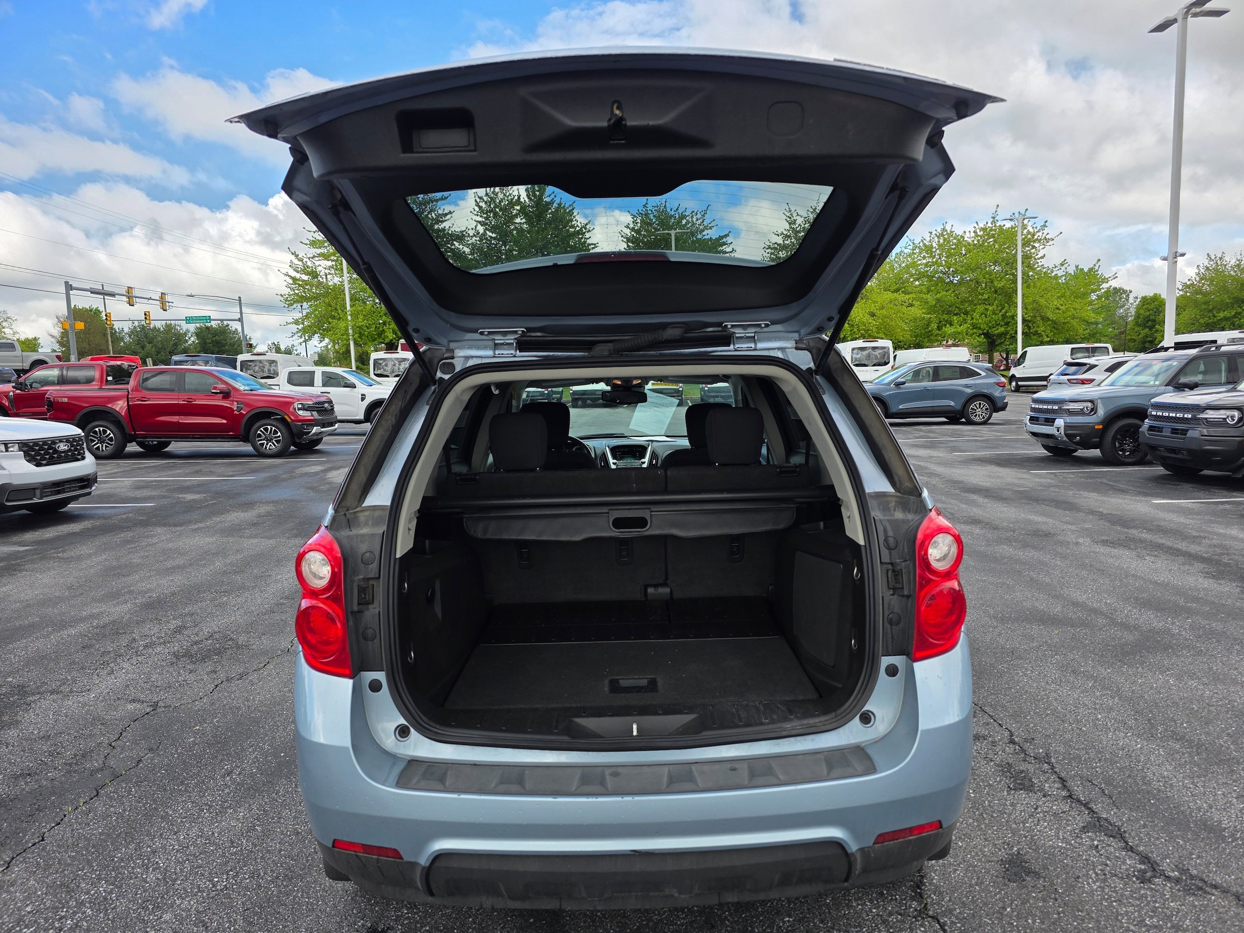Used 2015 Chevrolet Equinox LT w/ Driver Convenience Package AWD/4WD image 9