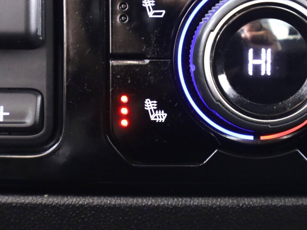 Used 2025 Chevrolet Silverado 1500 LT image 25