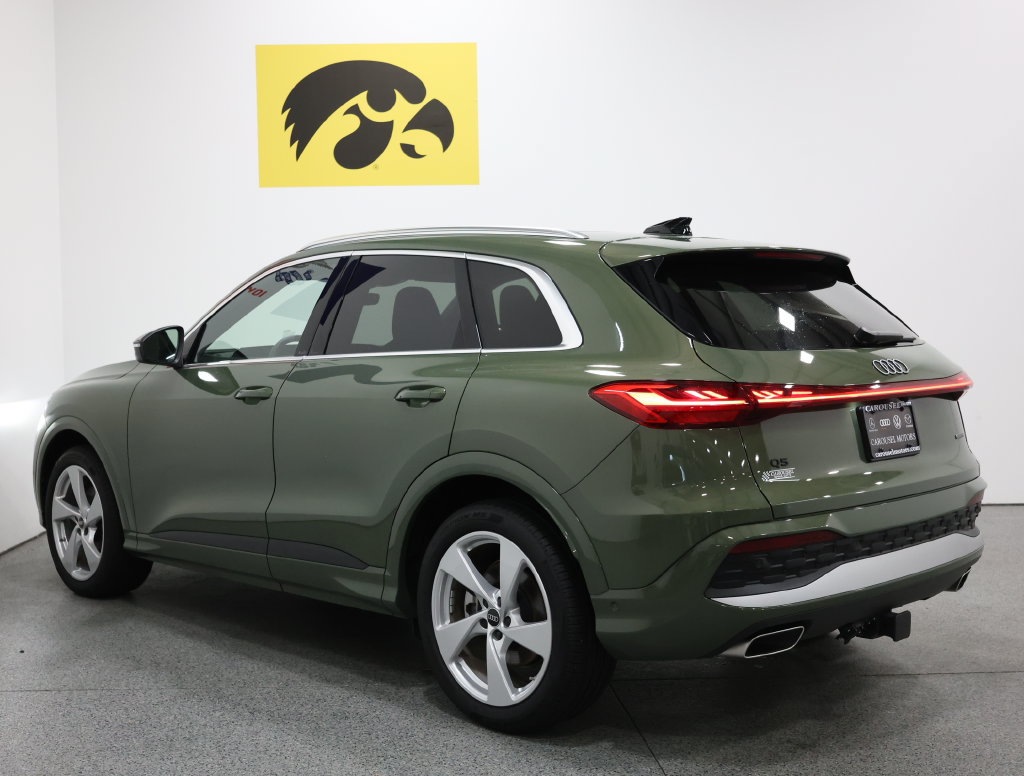 Used 2025 Audi Q5 Prestige AWD/4WD image 9