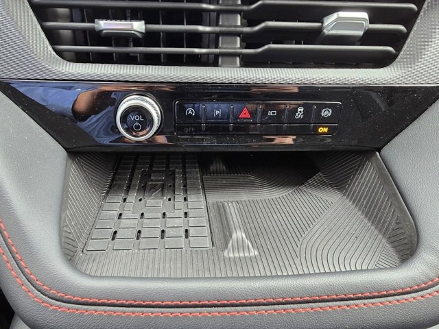 Used 2025 Ford Explorer ST w/ Sun And Sound Package image 24