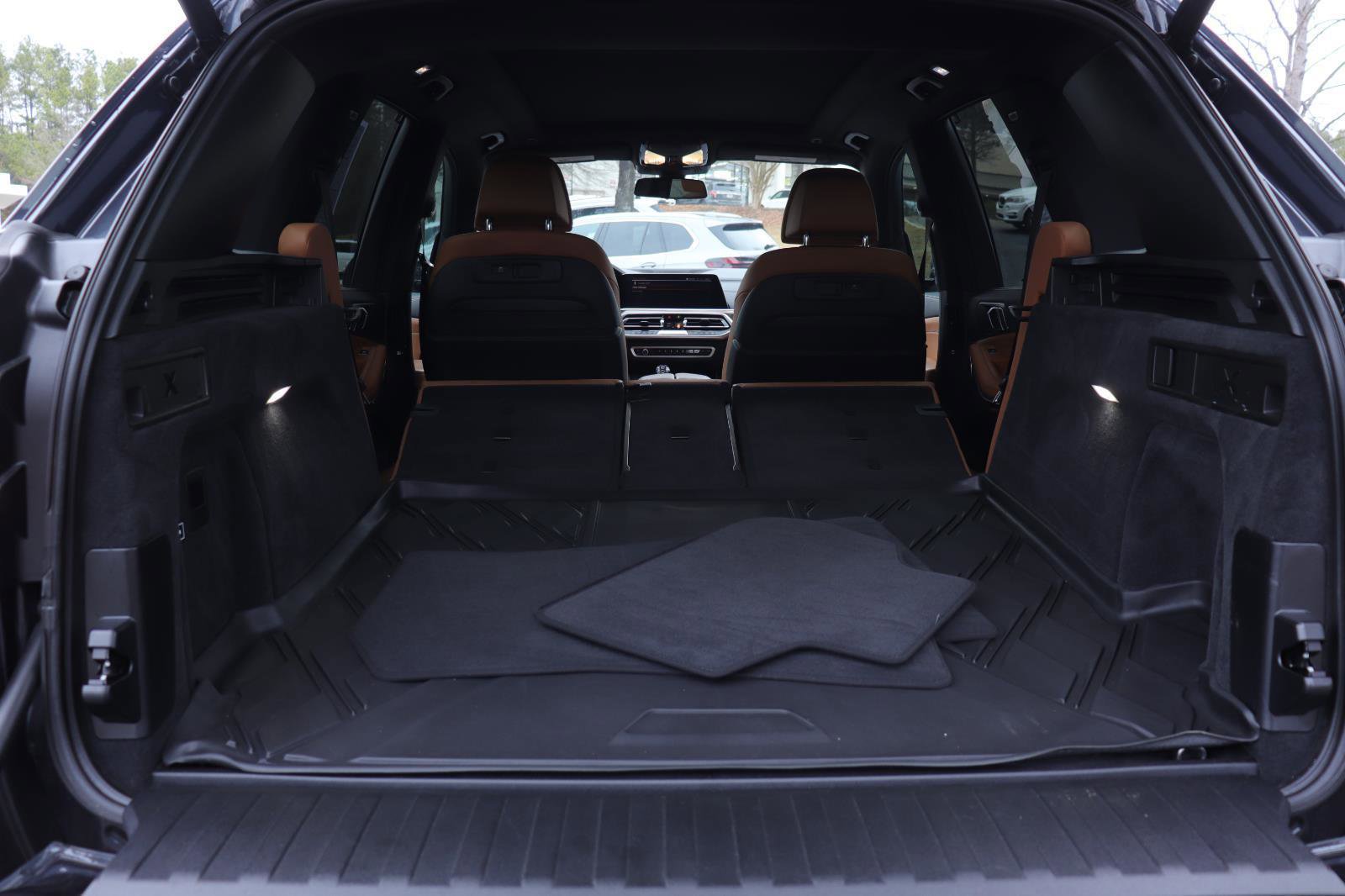 Used 2022 BMW X5 sDrive40i w/ Executive Package image 16