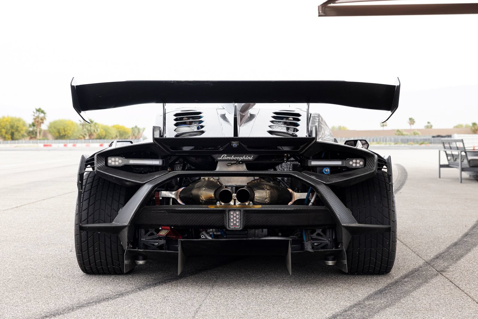 Used 2023 Lamborghini Huracan EVO RWD image 6