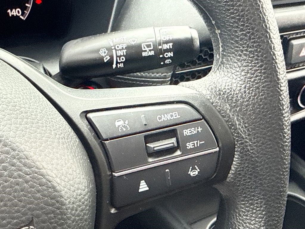 Certified 2023 Honda HR-V LX image 22