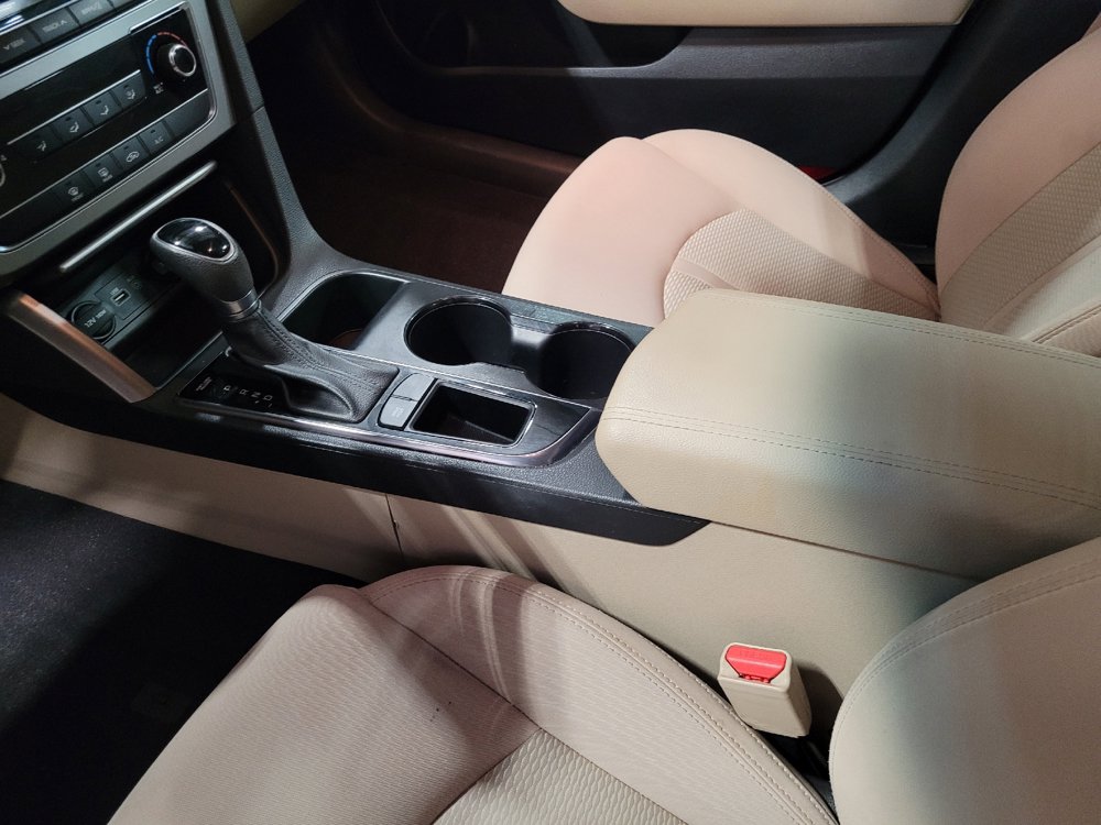 Used 2016 Hyundai Sonata SE FWD image 26