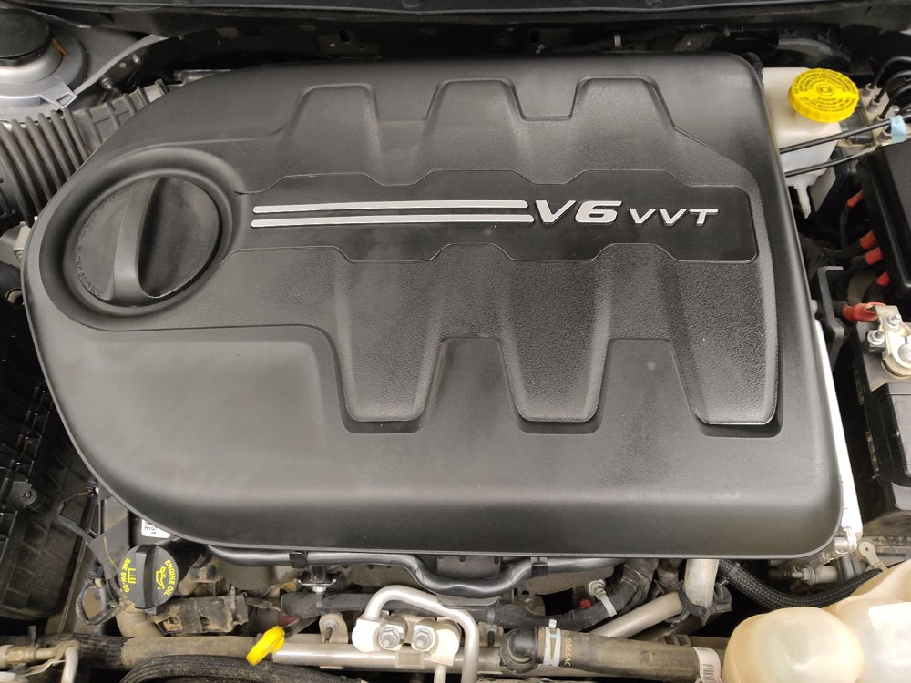 Used 2021 Jeep Cherokee Latitude Lux w/ Comfort/Convenience Group FWD image 30