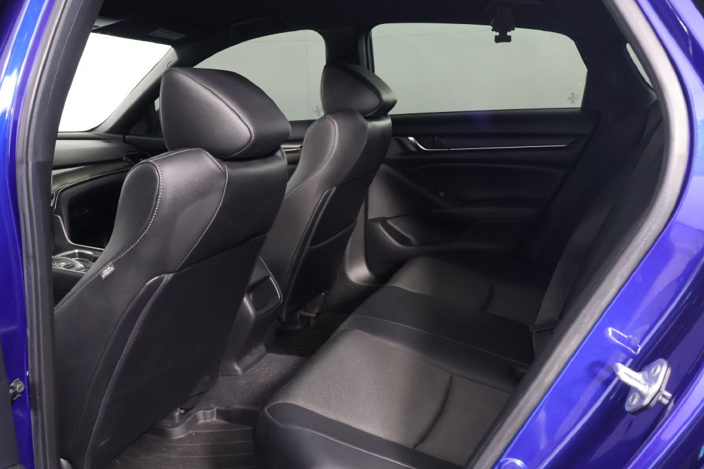 Used 2022 Honda Accord Sport image 9