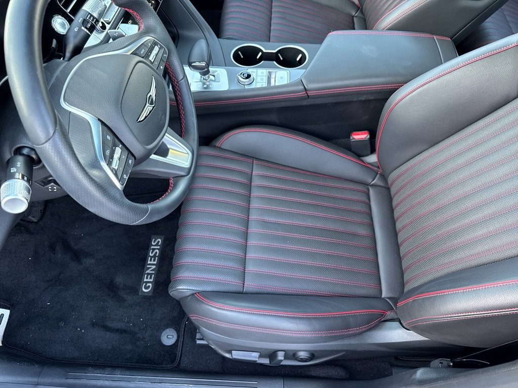 Used 2025 Genesis G70 2.5T w/ Sport Prestige Package image 15
