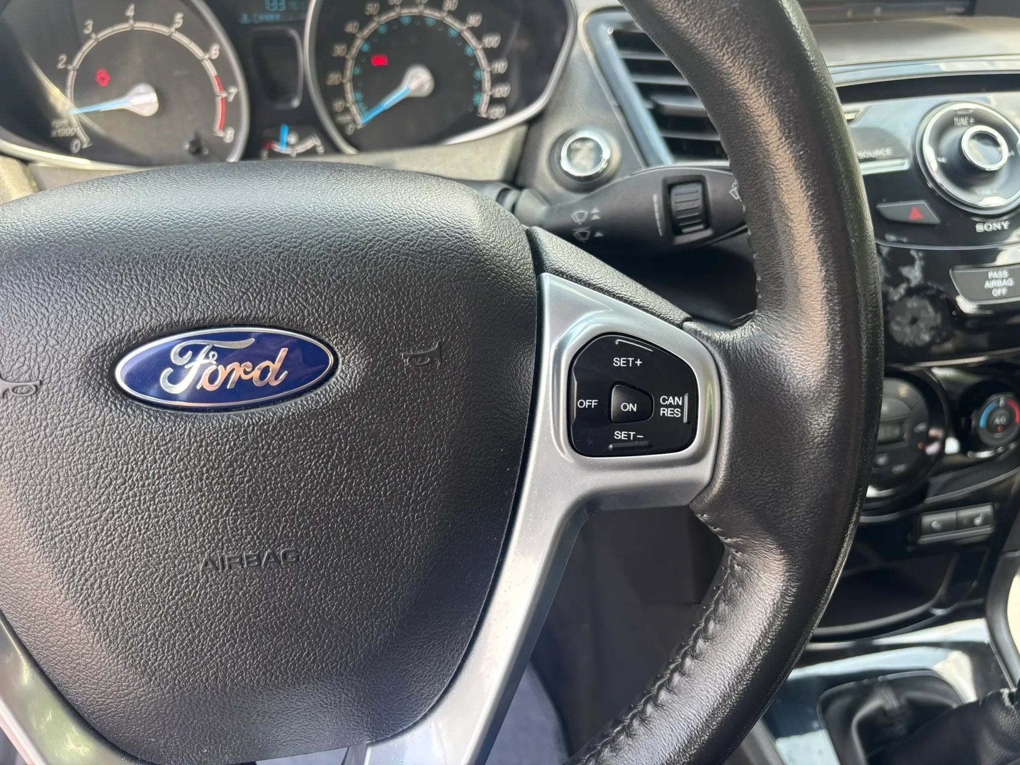 Used 2014 Ford Fiesta Titanium w/ Exterior Protection Package FWD image 13