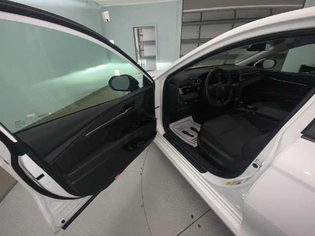 Used 2025 Toyota Camry LE w/ Convenience Package FWD image 11