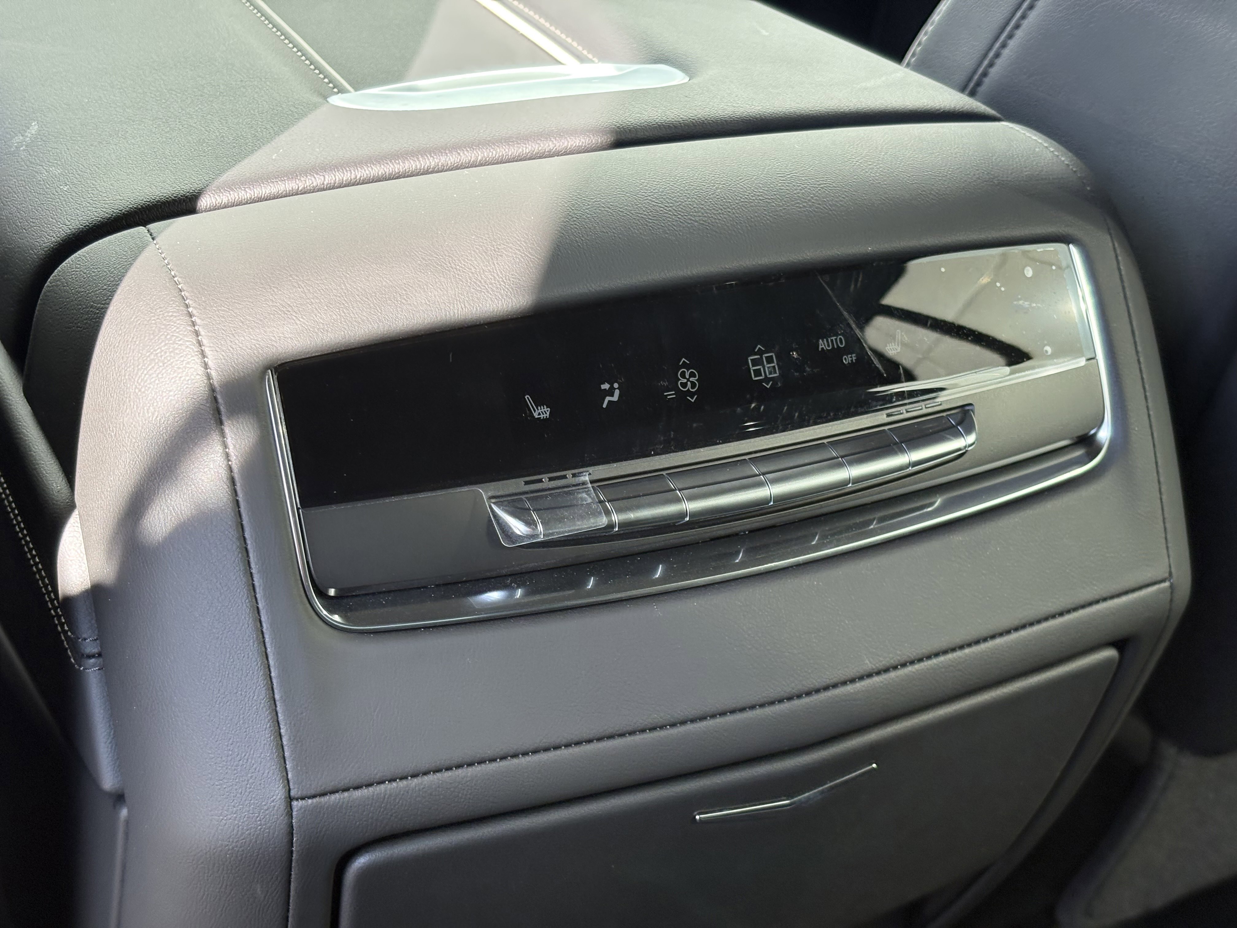 New 2026 Cadillac Escalade Luxury image 15